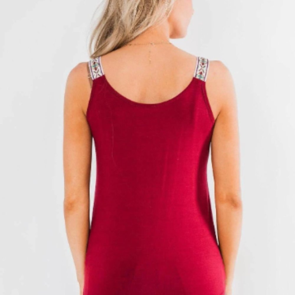 Tank Top Twist Hem Red Unique Strap NEW - Picture 2 of 2